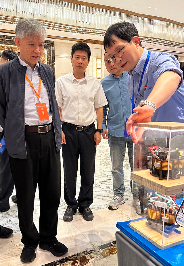 c4fe7759a3a19690b1954f9731024905-xiu.jpg